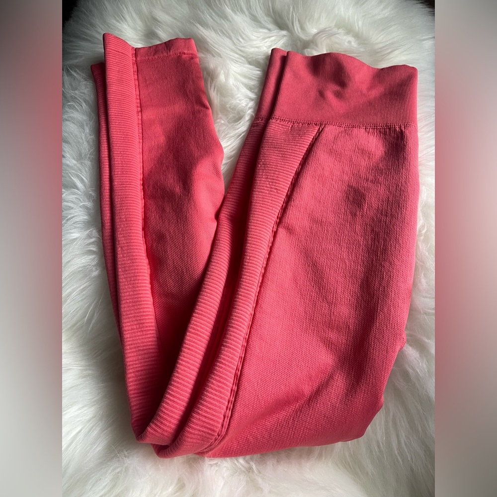 🩷❤️ Mono B Leggings 🩷❤️